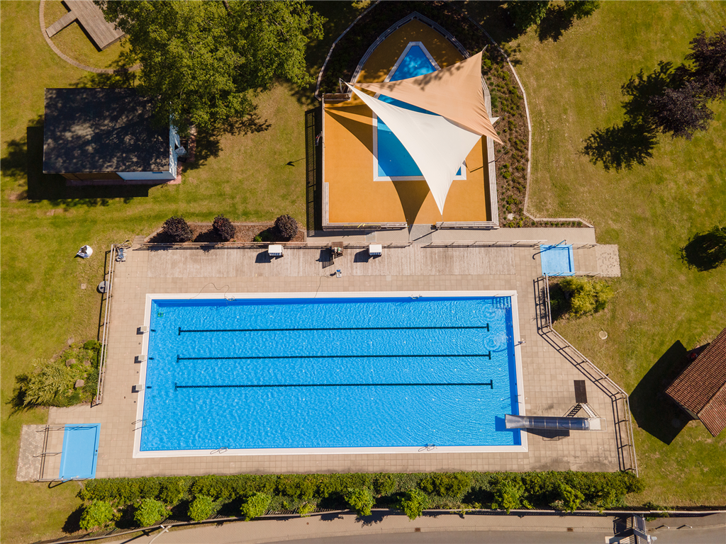 Das Freibad von Oben (2)